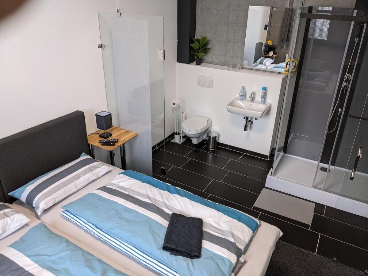 Business-Motel & 24H Selfcheckin Heimsheim エクステリア 写真