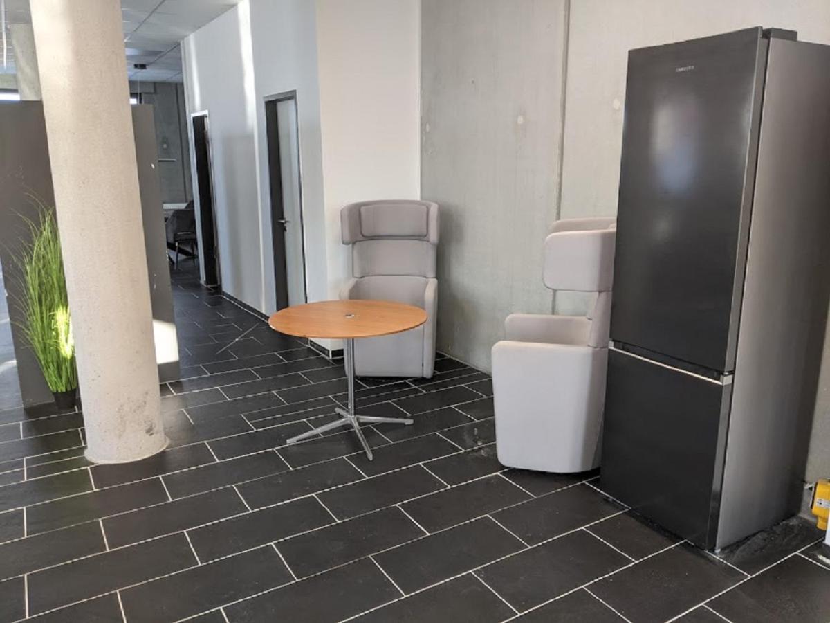 Business-Motel & 24H Selfcheckin Heimsheim エクステリア 写真