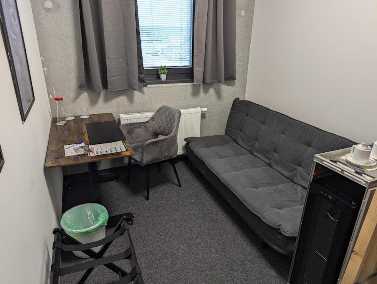 Business-Motel & 24H Selfcheckin Heimsheim エクステリア 写真