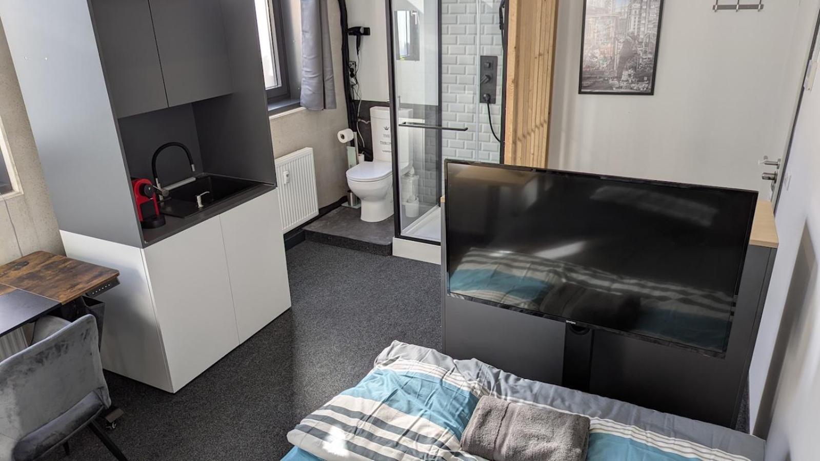 Business-Motel & 24H Selfcheckin Heimsheim エクステリア 写真